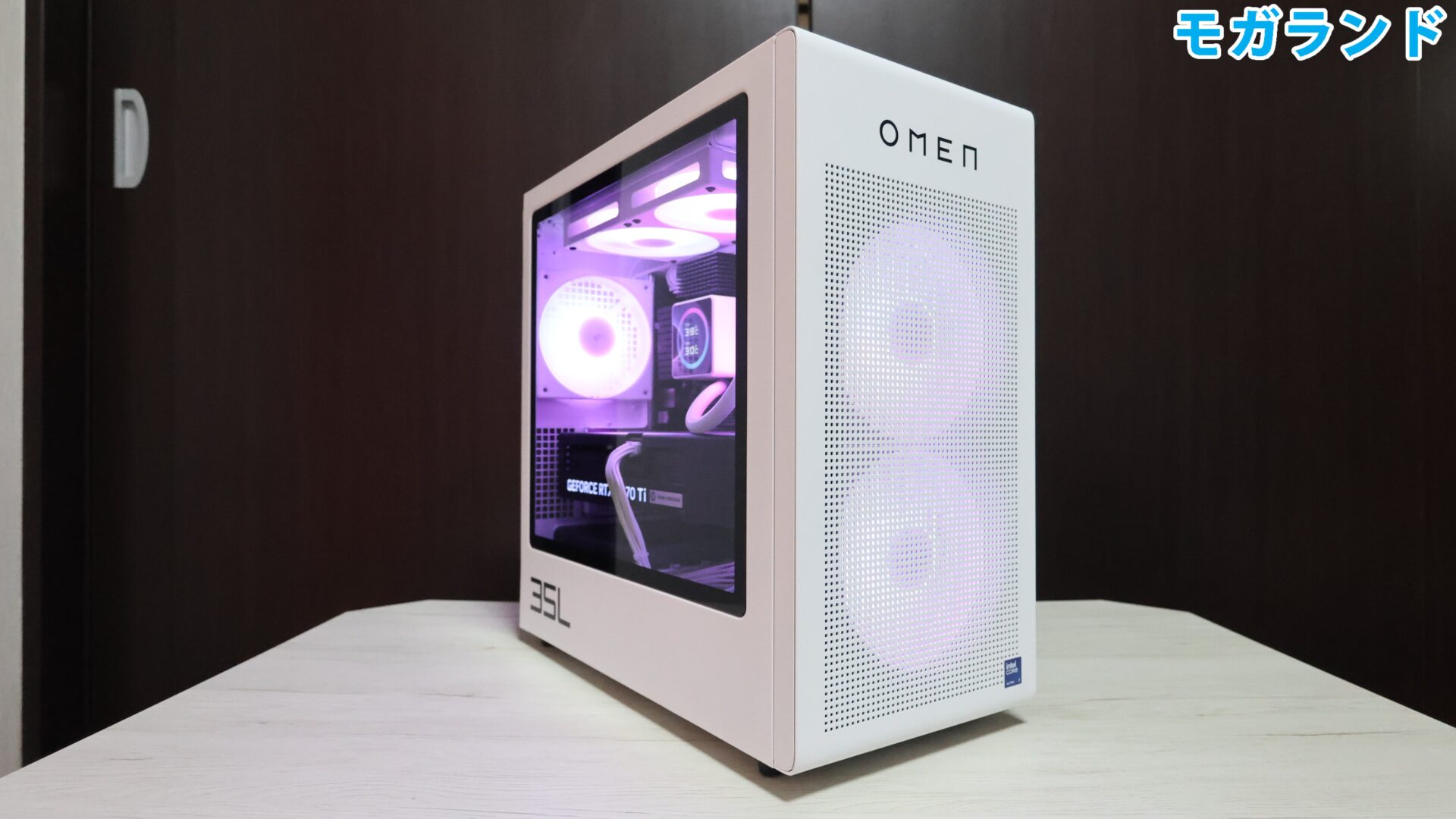 デスクトップPC型やノートPC型のゲーミングPCとの圧倒的な性能差