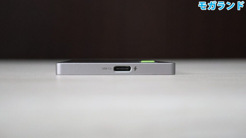 USB-C2入力端子(最大100W)
