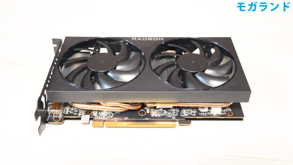 玄人志向 RD-RX7600-E8GBの表面