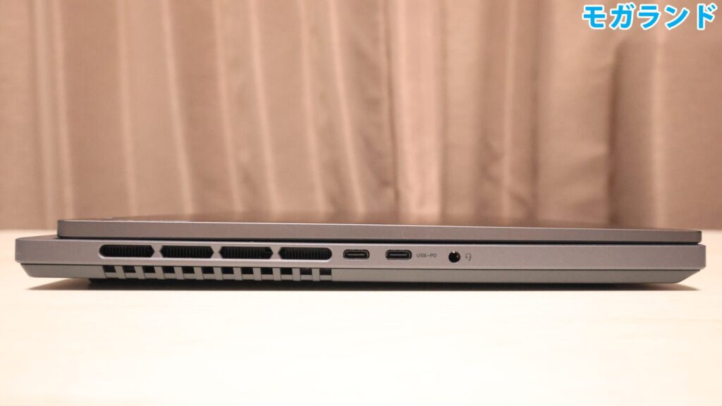 左側面のインターフェース