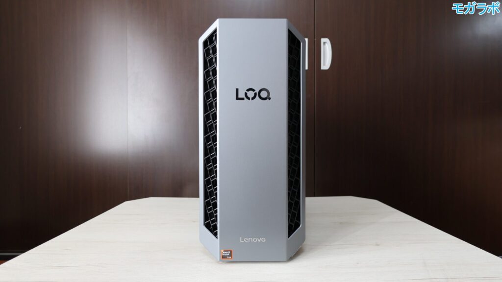 Lenovo LOQ Tower 26ADR10ののフロントパネル