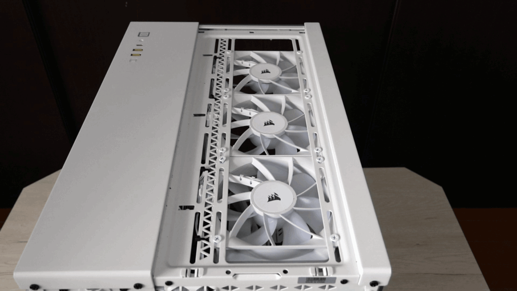 メッシュパネルは取り外し可能